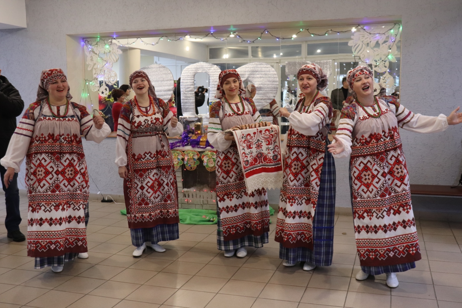 Встречаем гостей пряниками да лимонадом