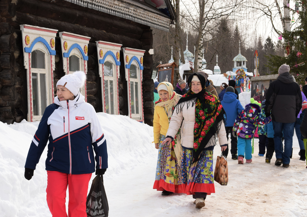 Народное гуляние на Масленицу