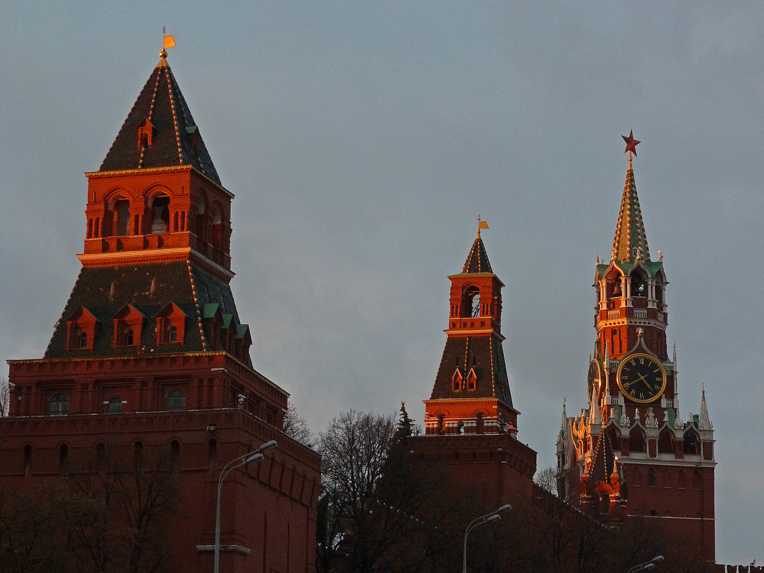 Кремлёвские башни на закате