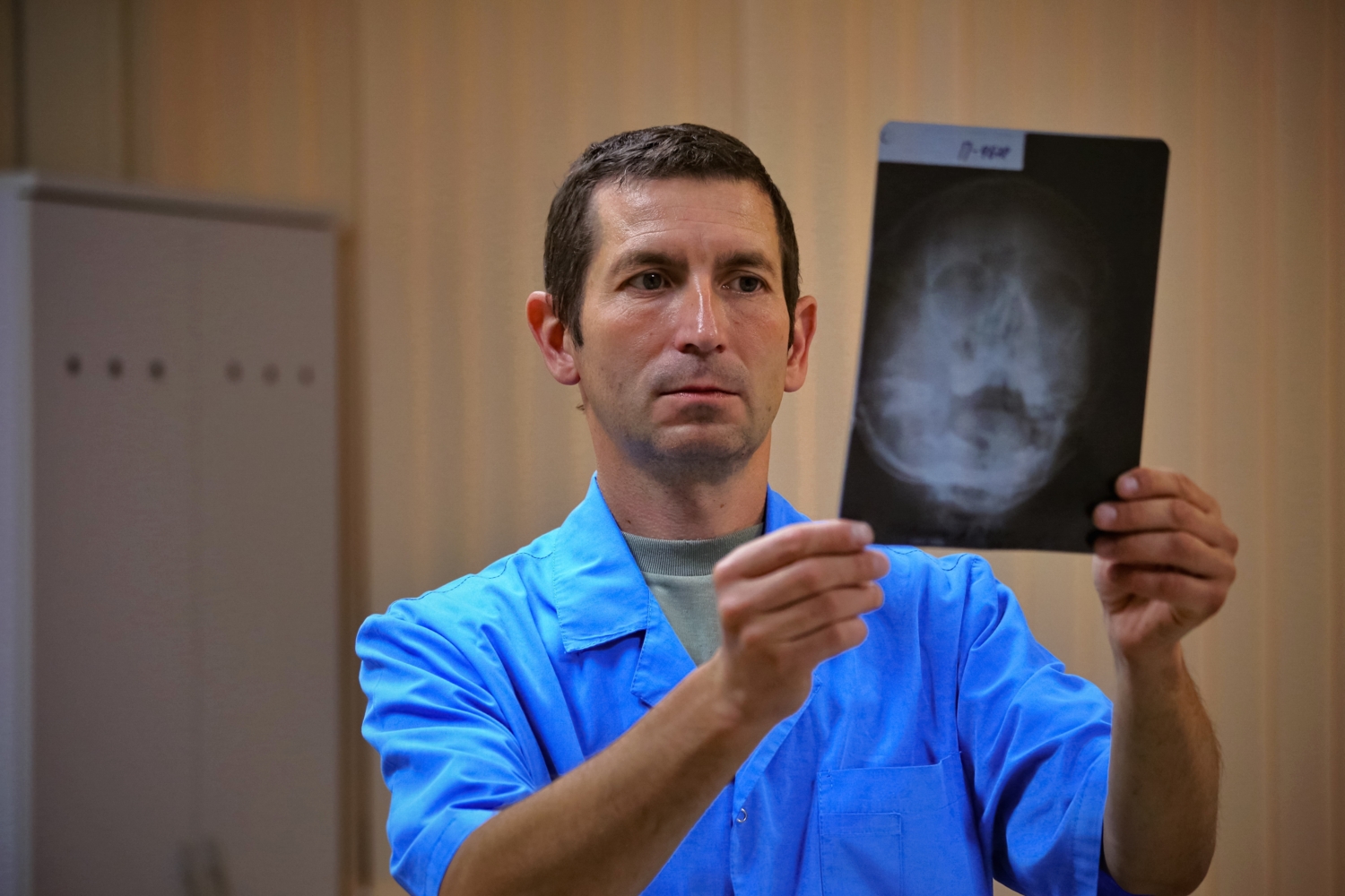 Взгляд насквозь.