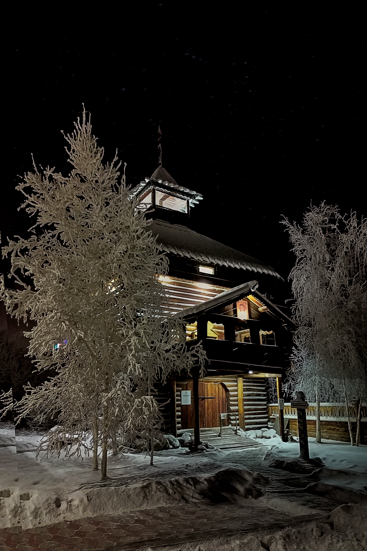 Надвратная башня Якутского острога
