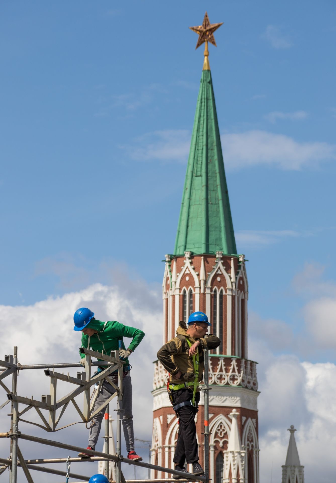 Монтажники