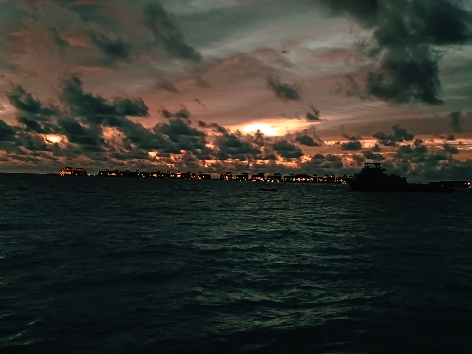 Летели облака