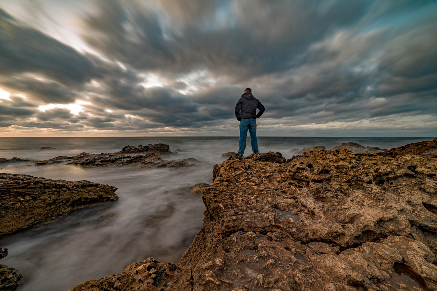 Провожая день