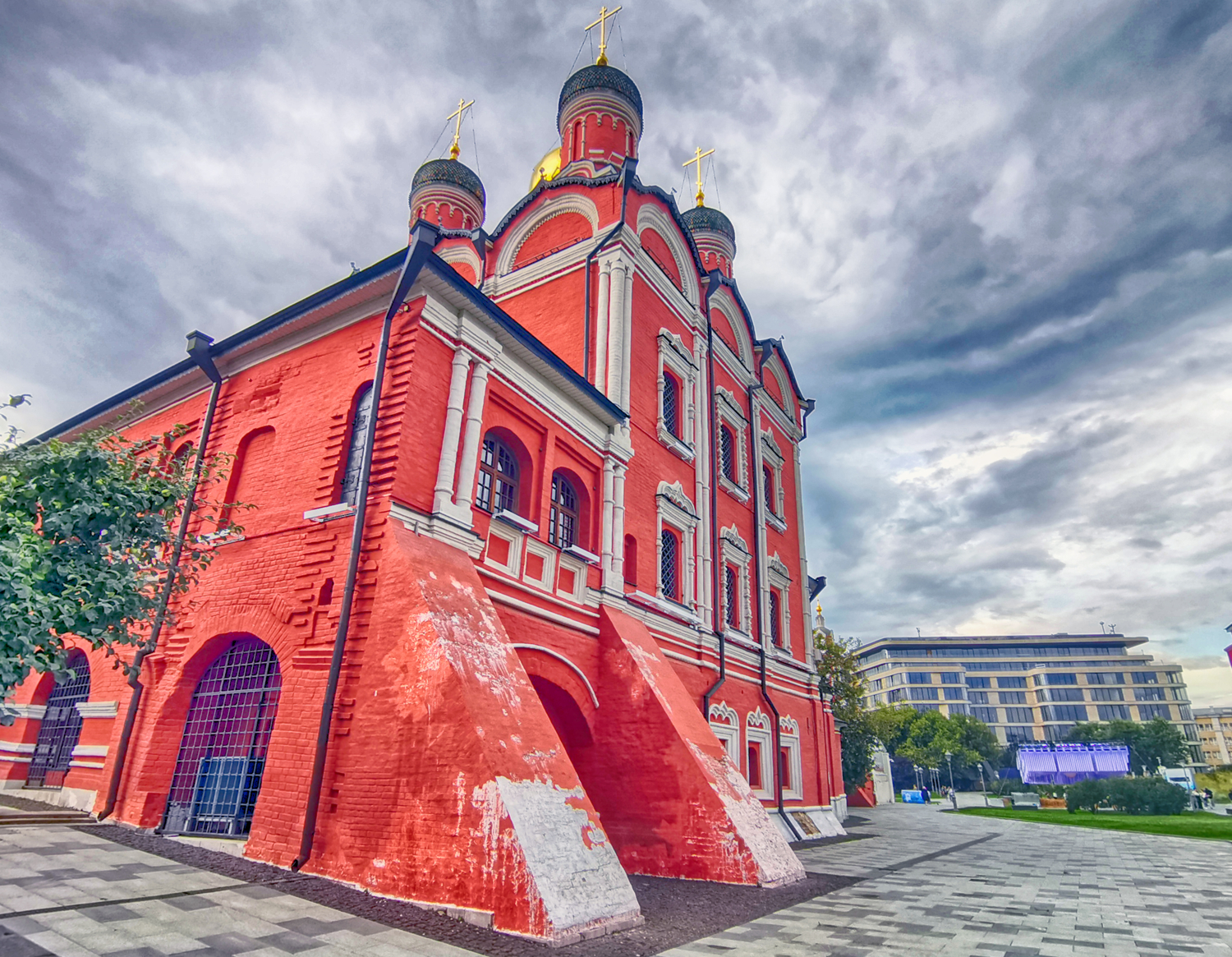 Знаменский монастырь