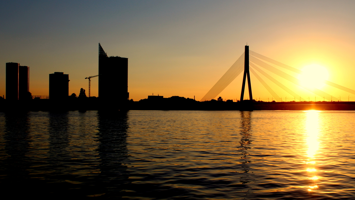 Летний закат в Риге.