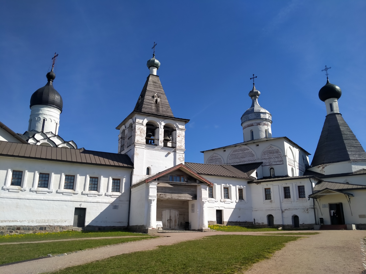 Ферапонтово. Монастырь.