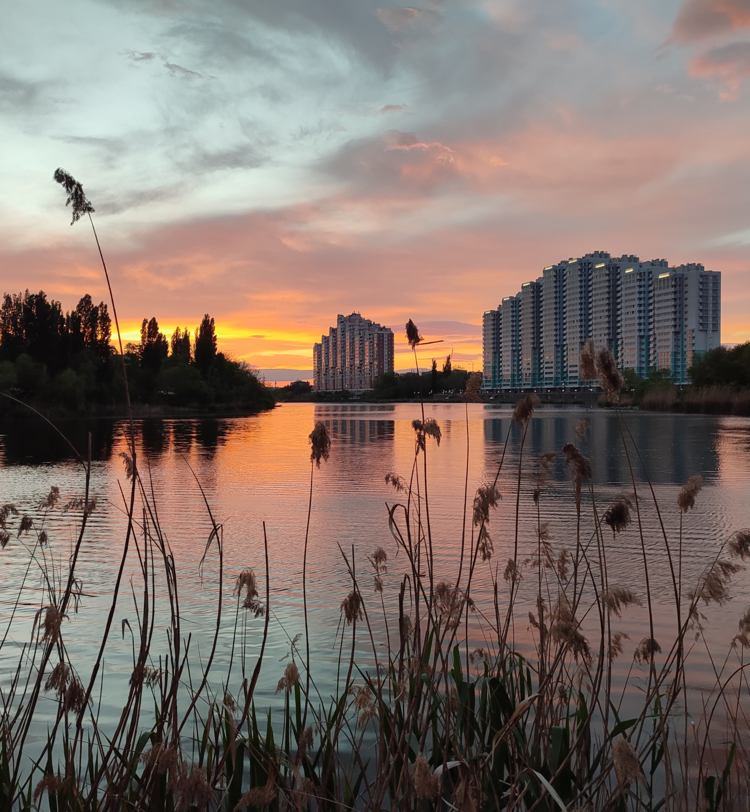 Вечернее озеро