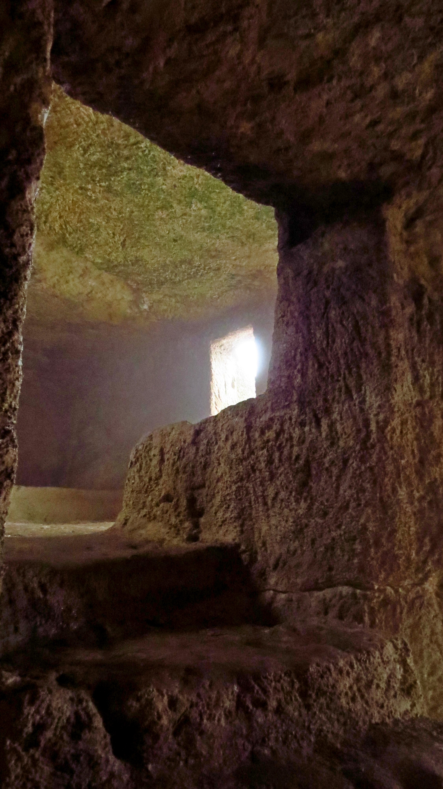 Древние стены