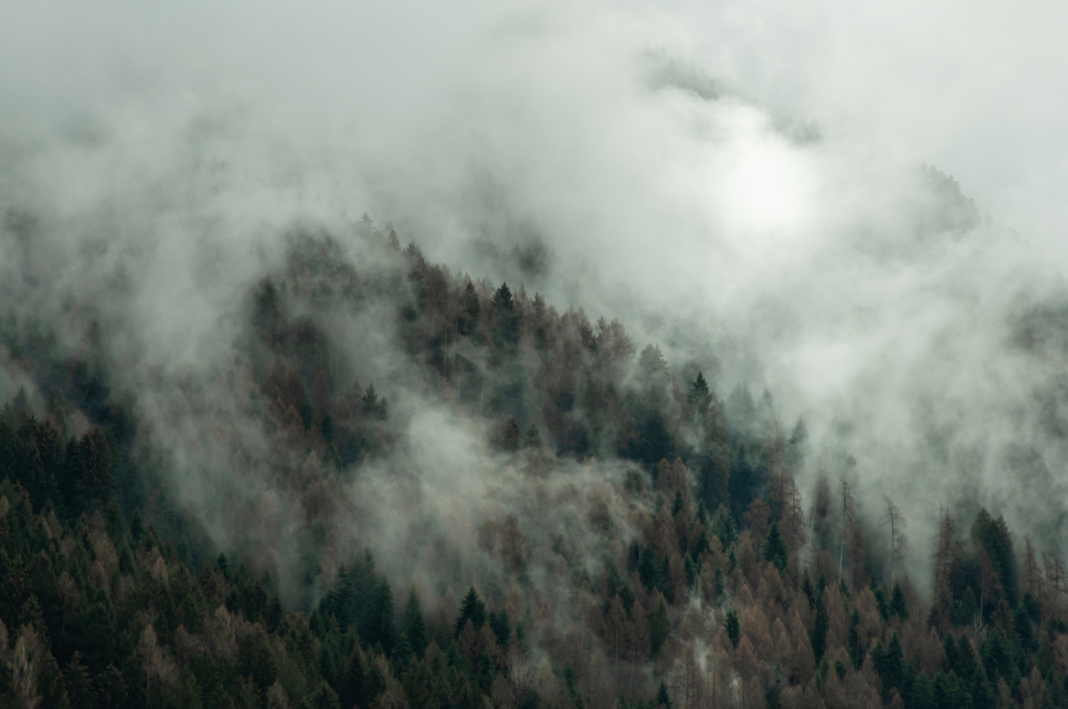 Затянуло облаками Доломитовые Альпы