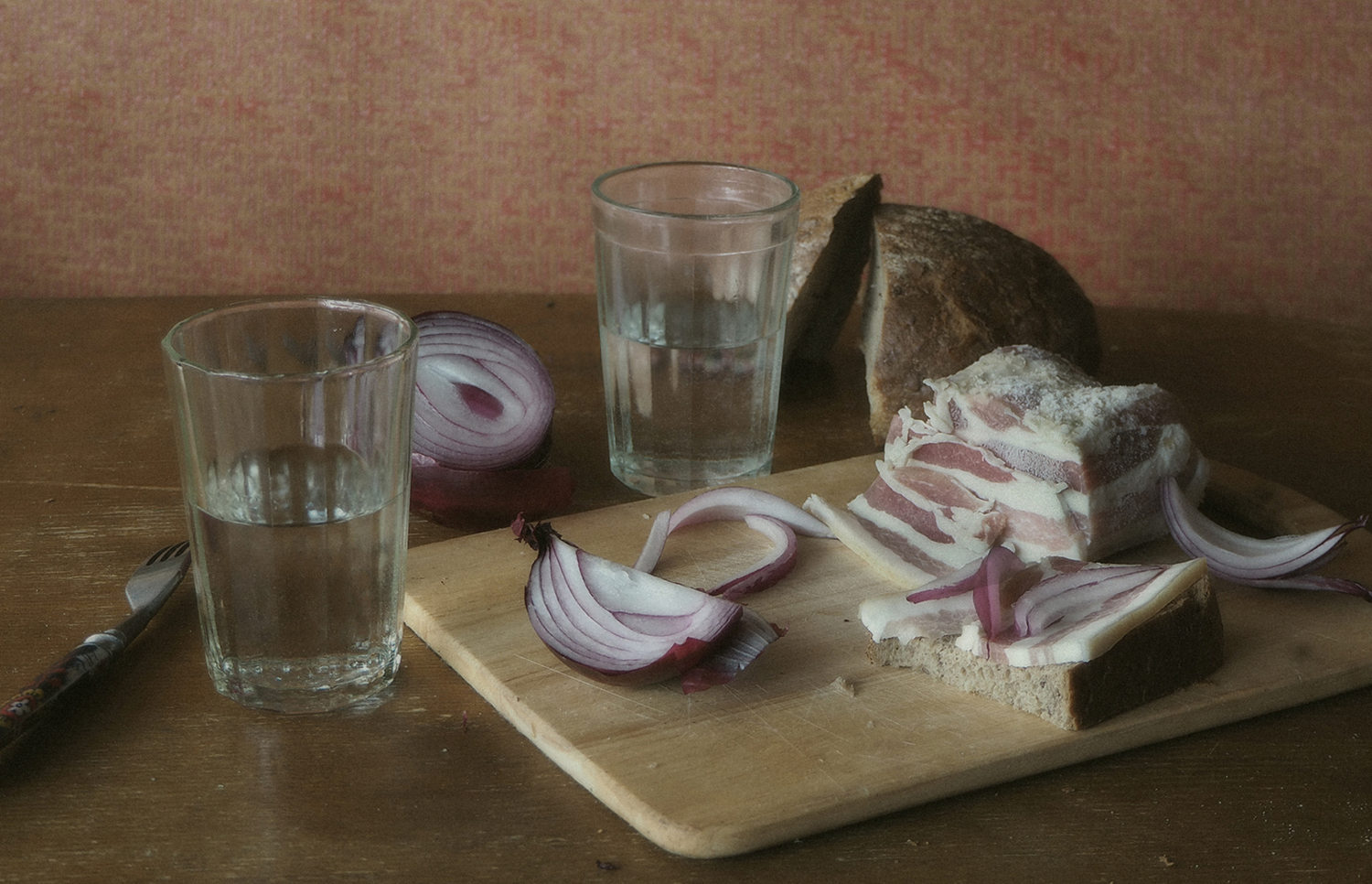 Ну, за здоровье!