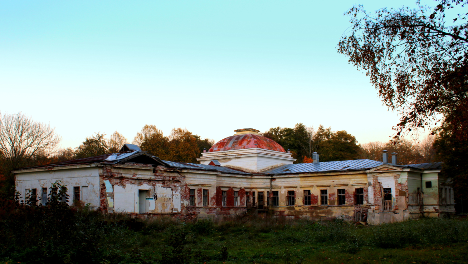 Развалины санатория...