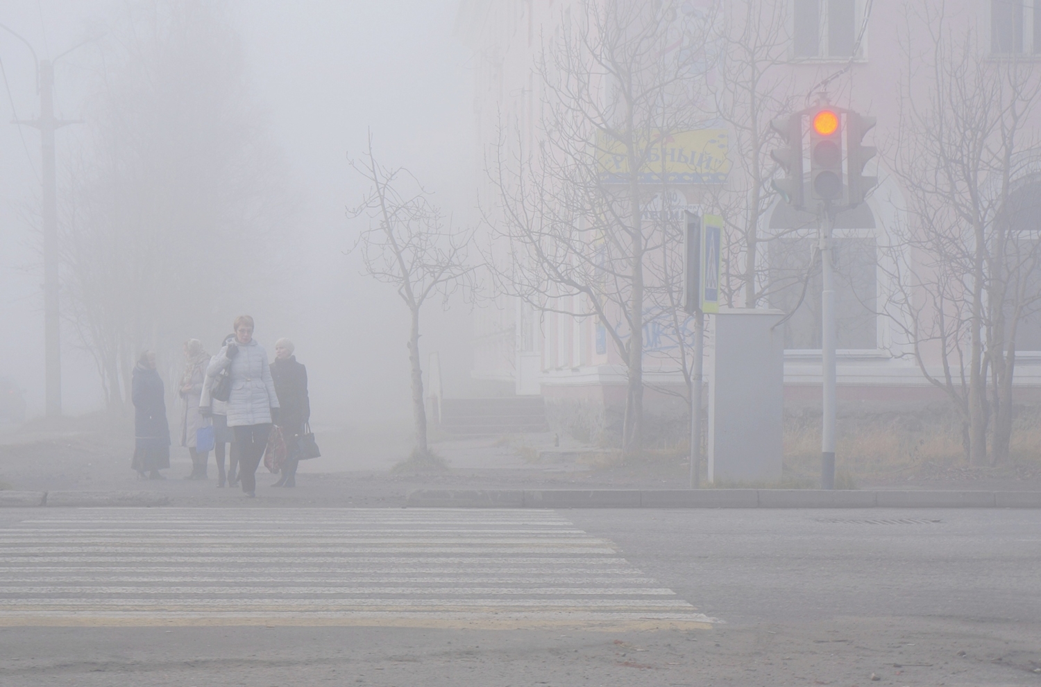 В густом тумане городском
