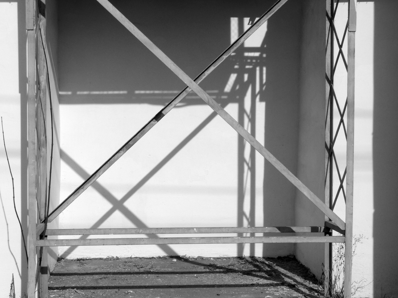 Жесткая конструкция