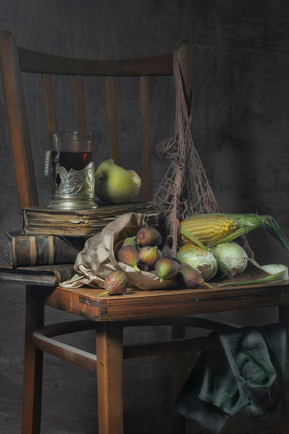 ... и чай в гранёном стакане.