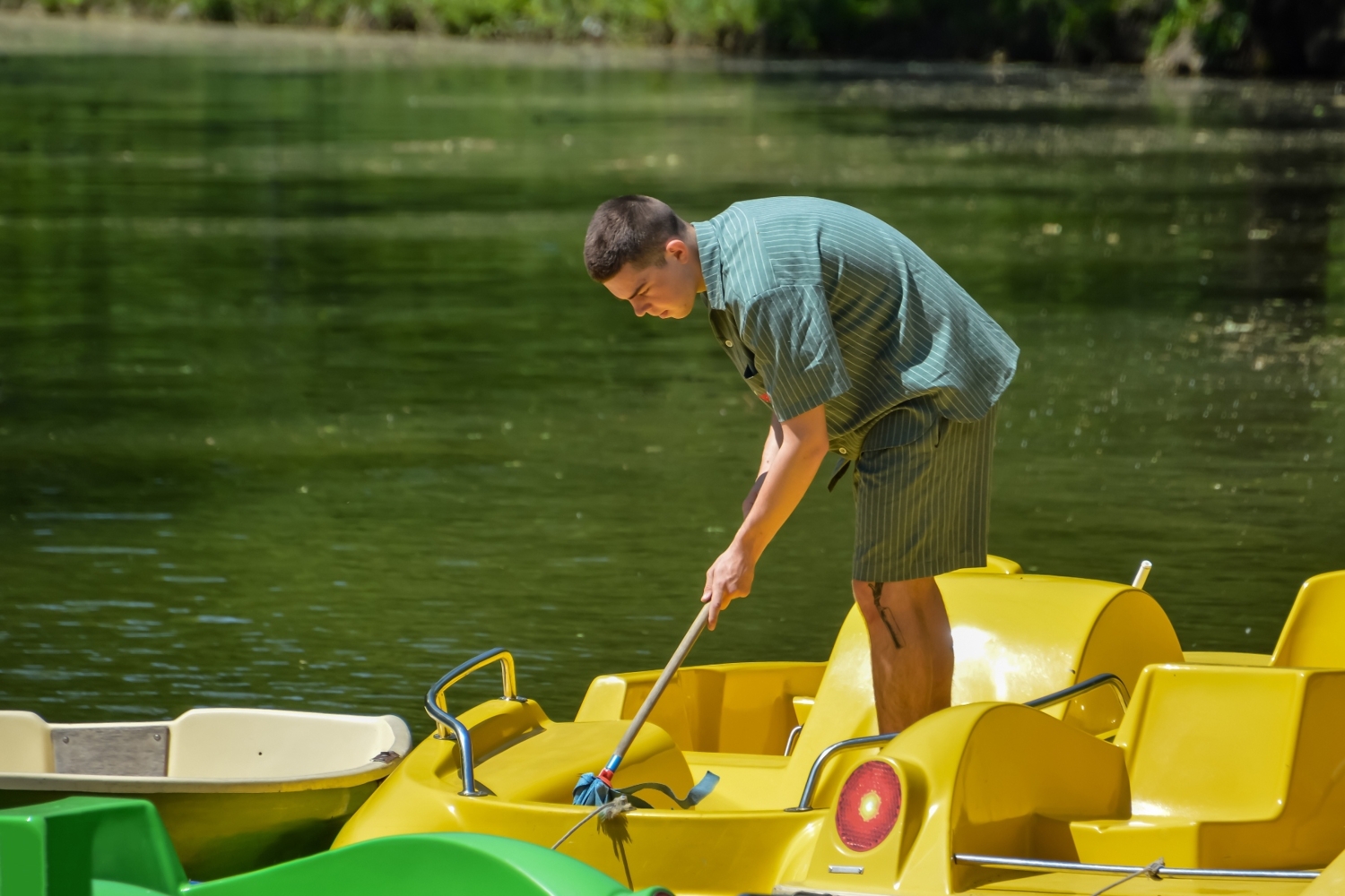 Чистота должна быть на судне!
