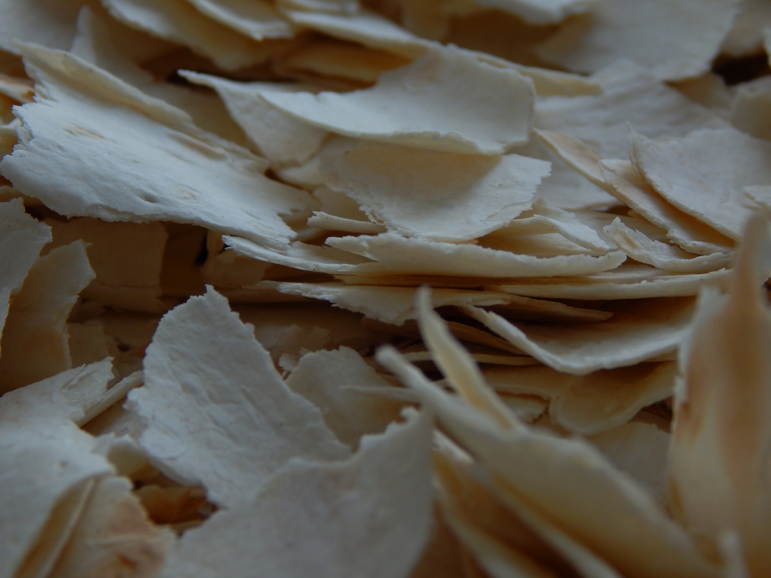 Станет жетским и сухим лаваш...