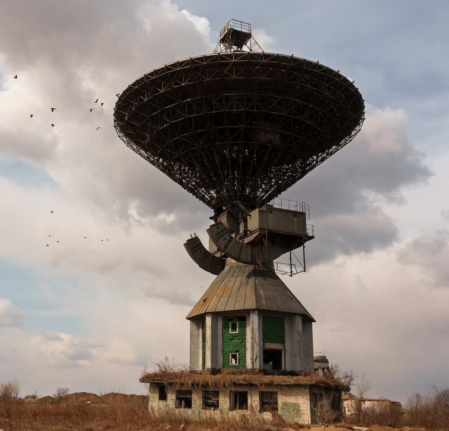 Заброшено,покинуто,забыто...