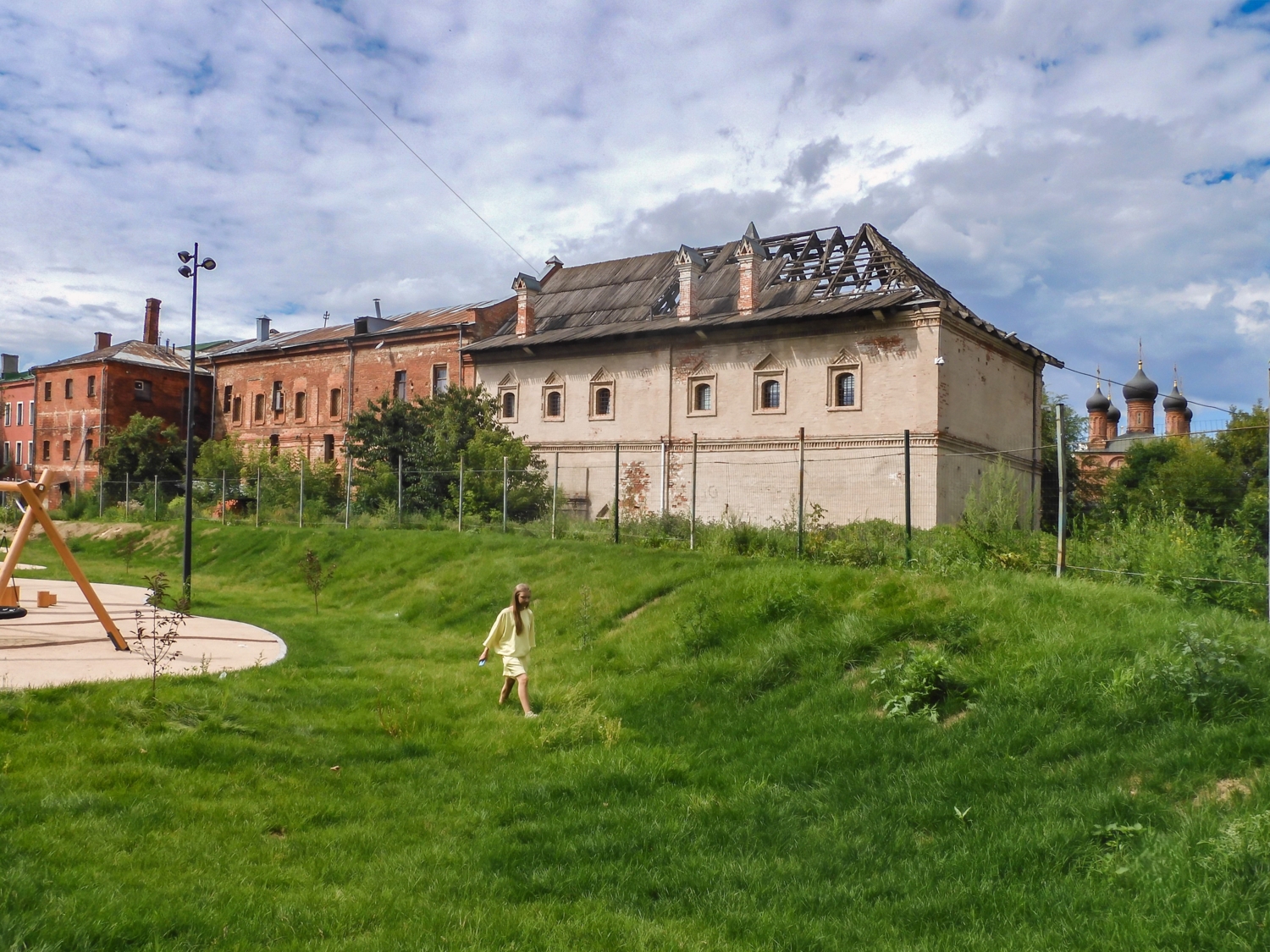 Крутицкое подворье ХVIIв. Москва.