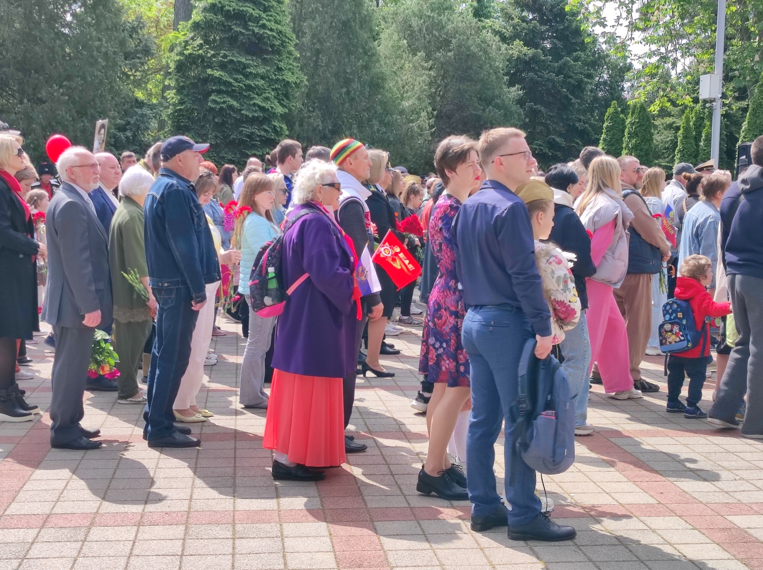 Шествие к вечному огню в Анапе