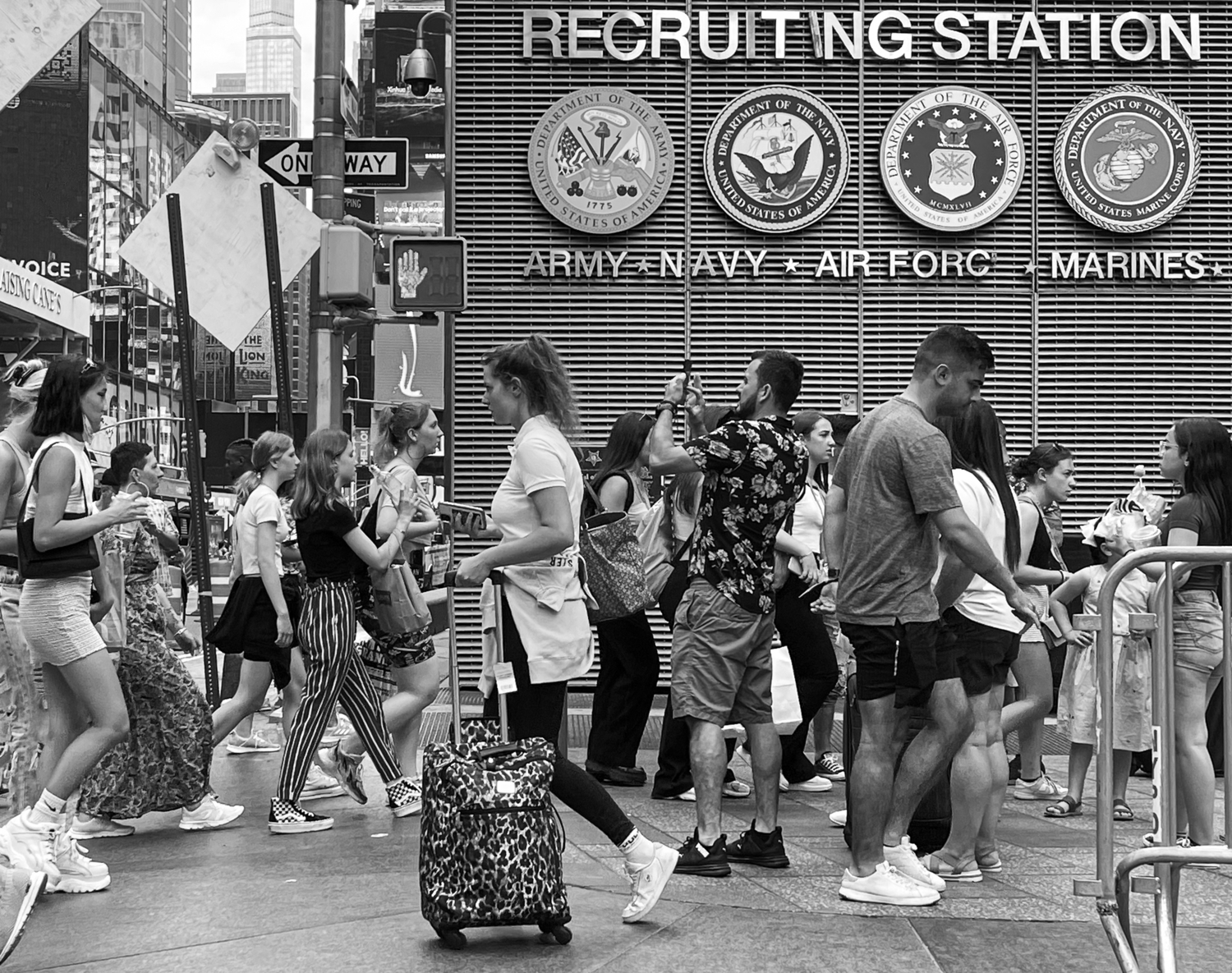 Ты-направо, я-налево, нам не встретиться никак