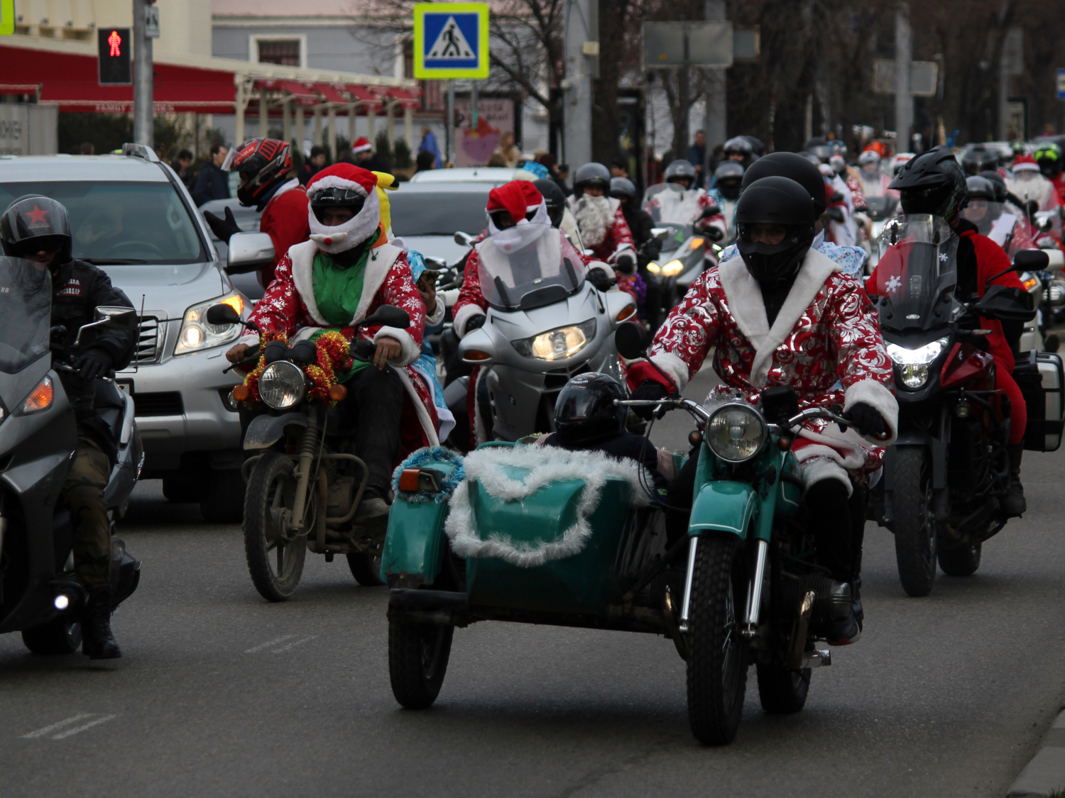 Рождественских снежинок нет! Такая здесь погода!