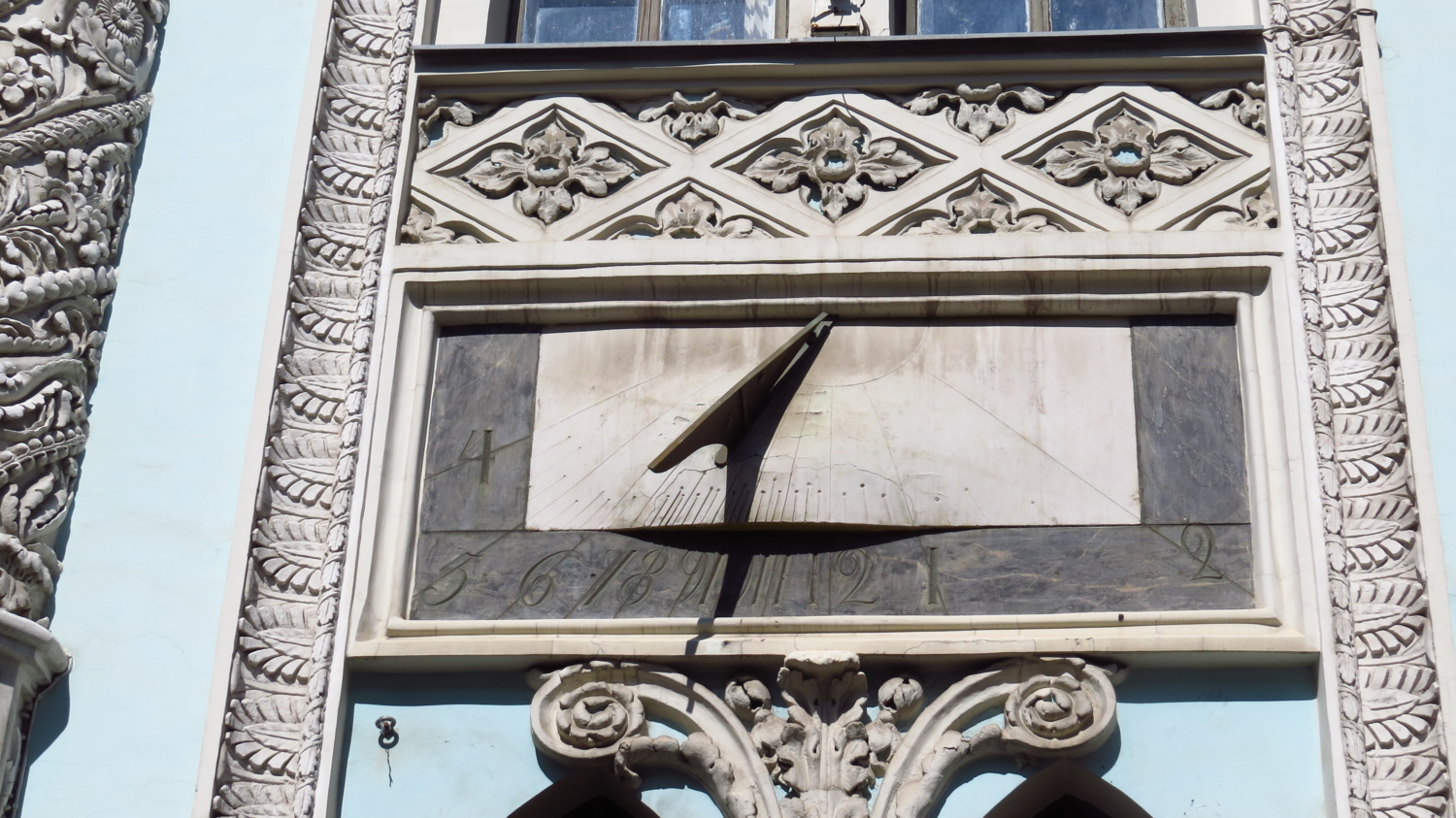 Солнечные часы