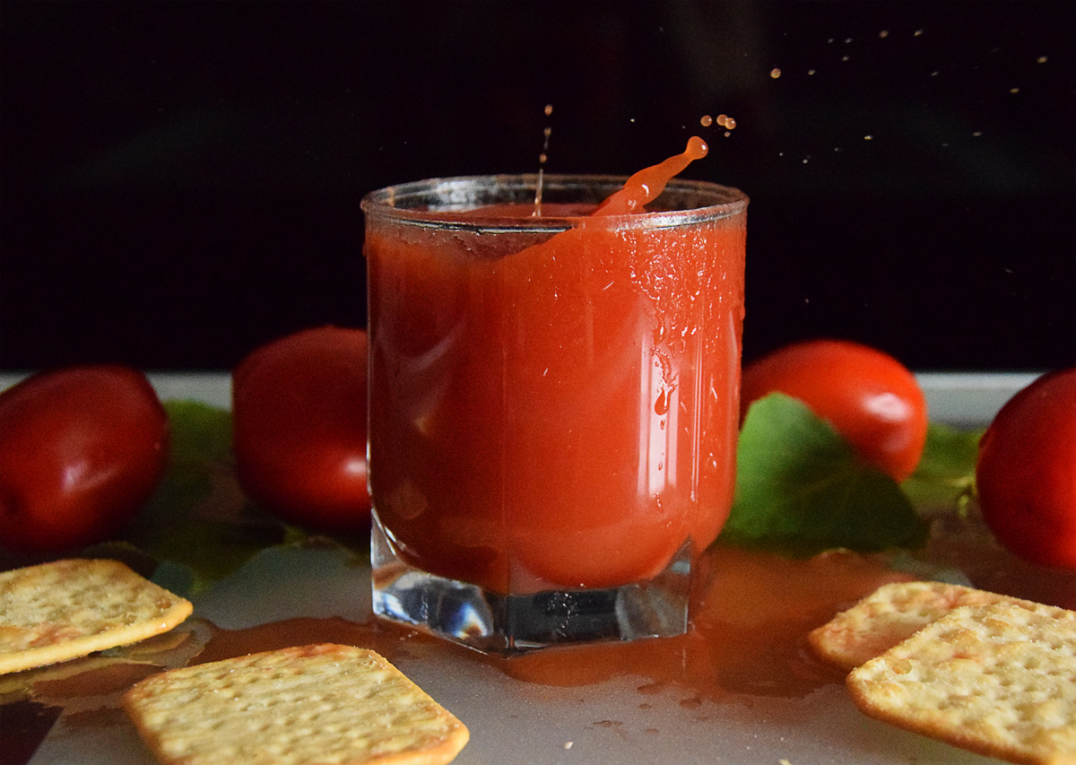 Крекер с солью и соком