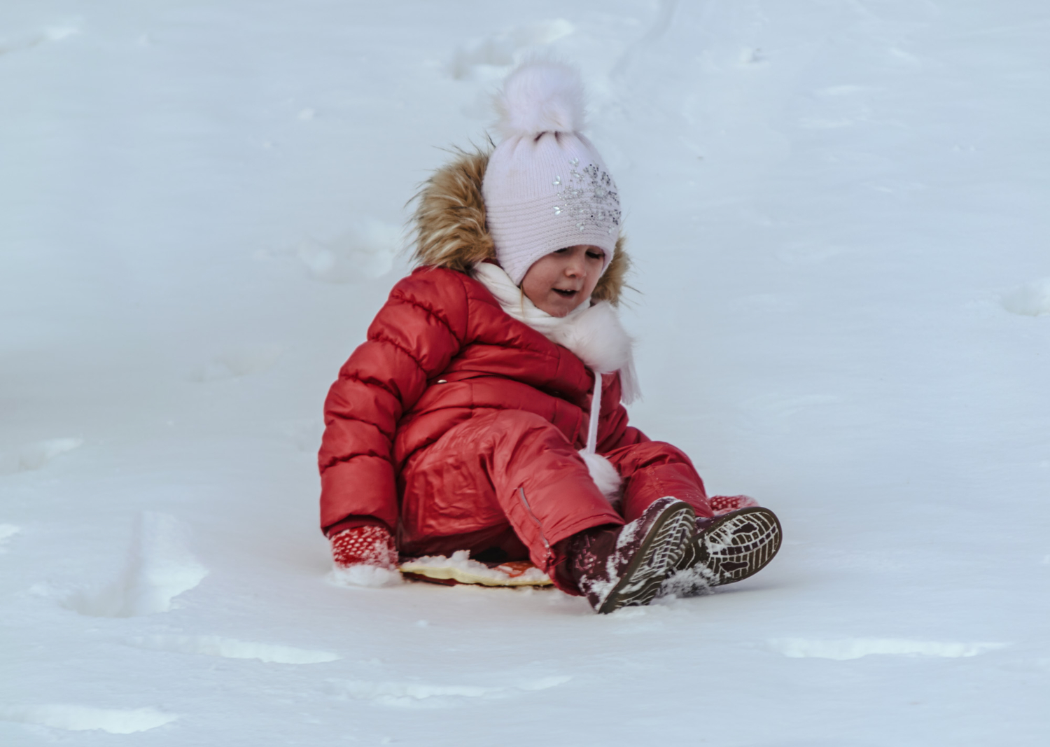 вот кто-то с горочки спустился...