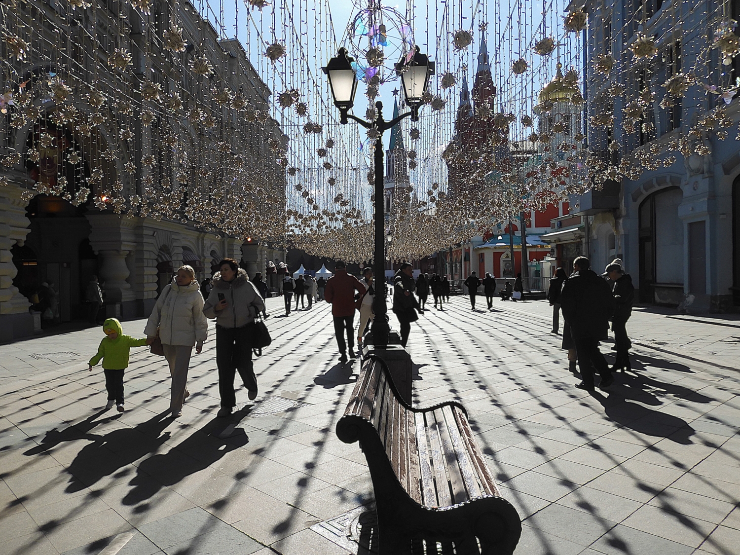Призрачно все....
