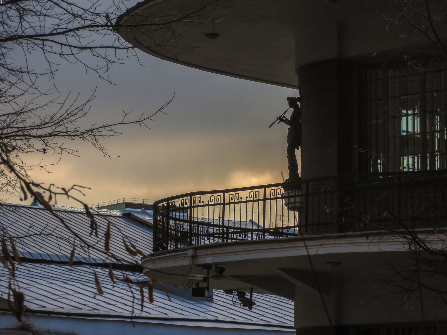 Марсий, играющий на авлосе.. (мифы Древней Греции)