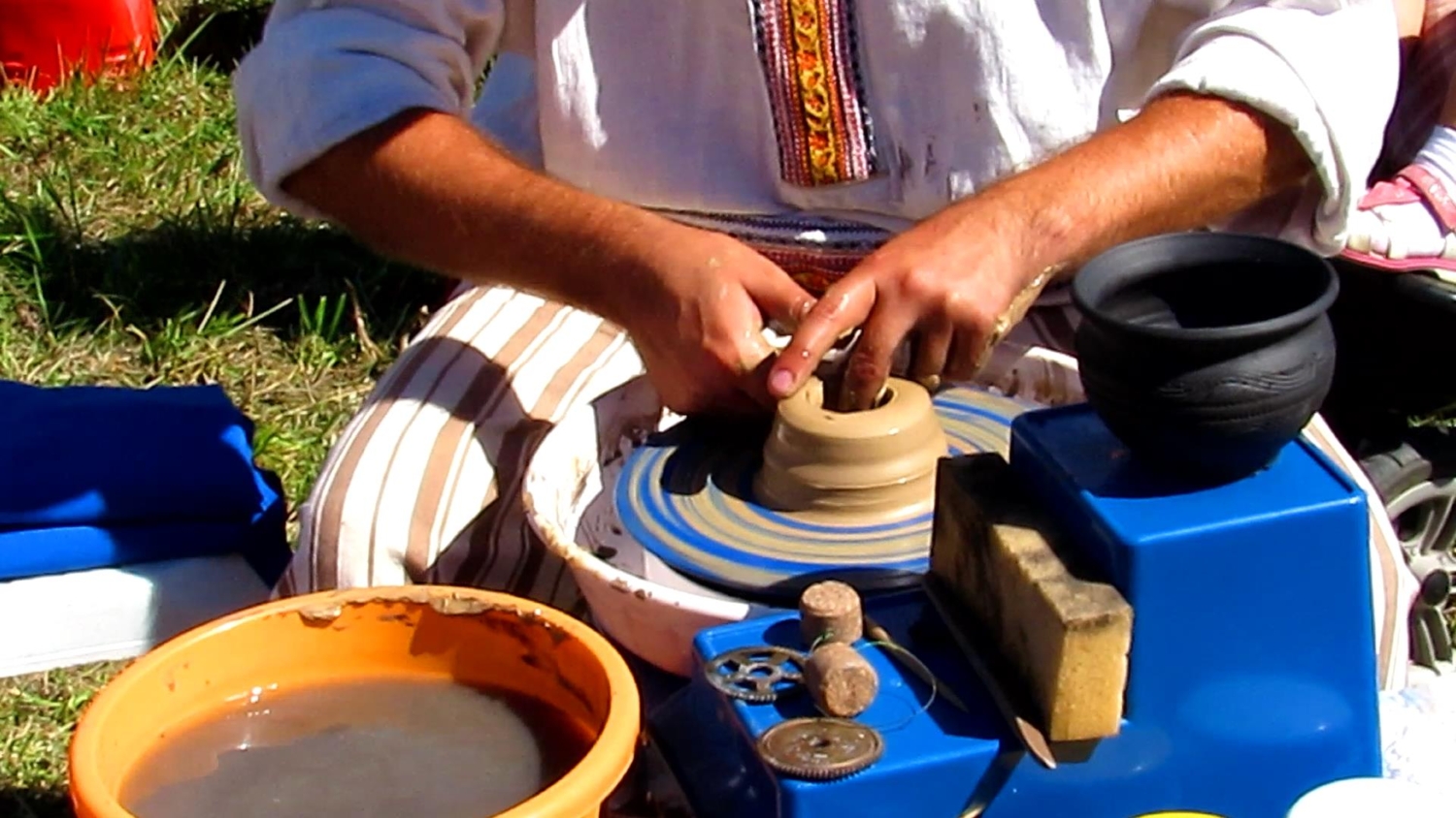 Персты творящие.