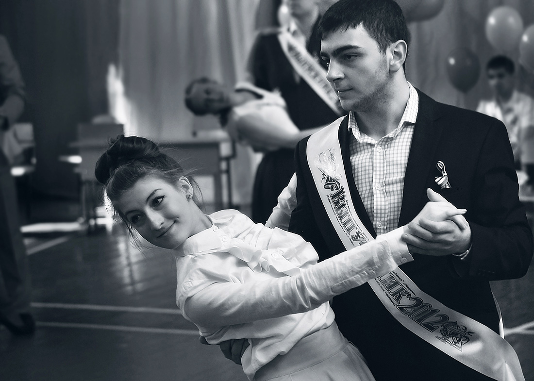 Школьный вальс...