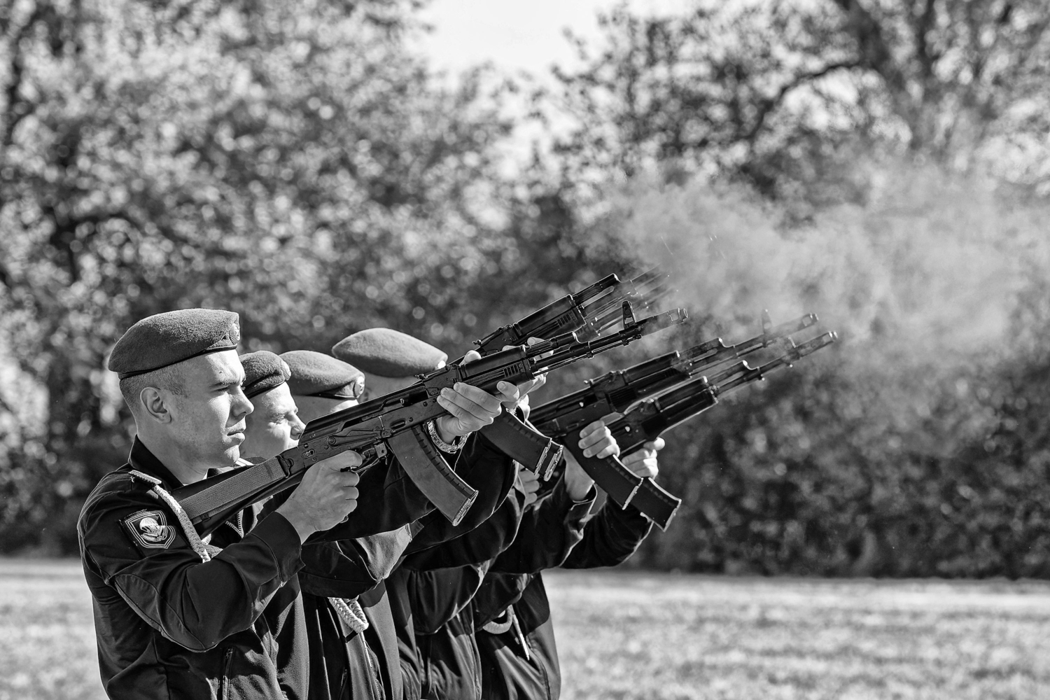 Оружейный салют