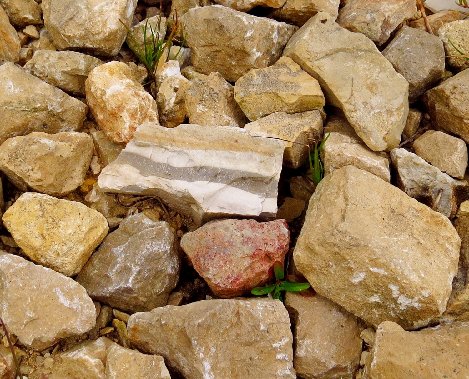 Слоёный камень