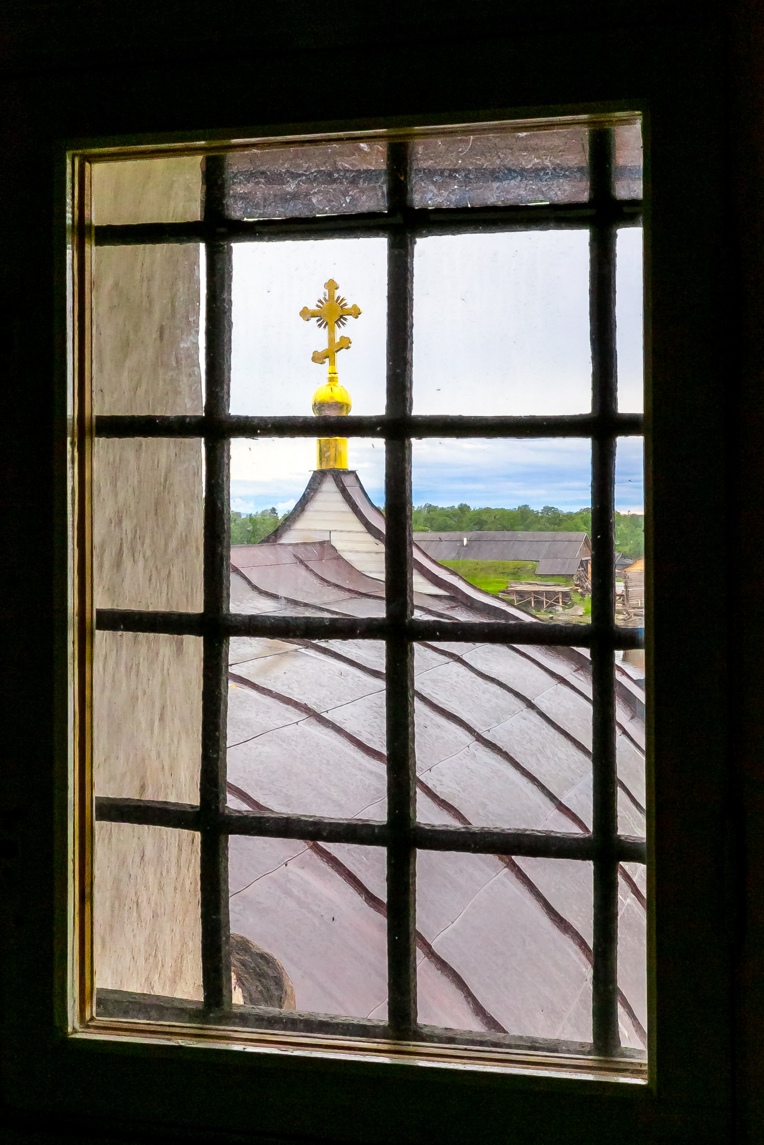 Оконная клетка