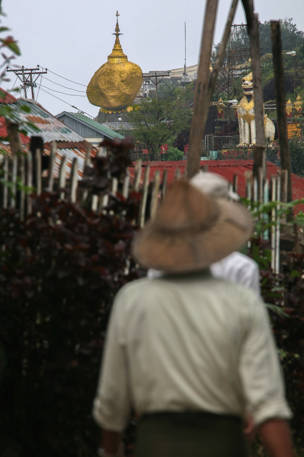 На волоске Будды