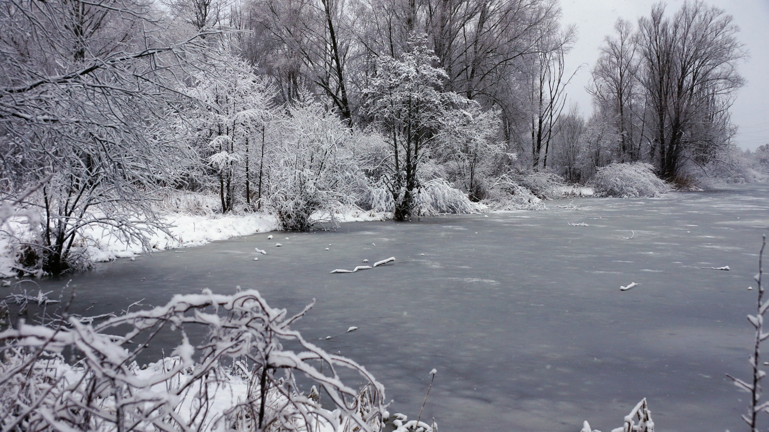Первый лёд.
