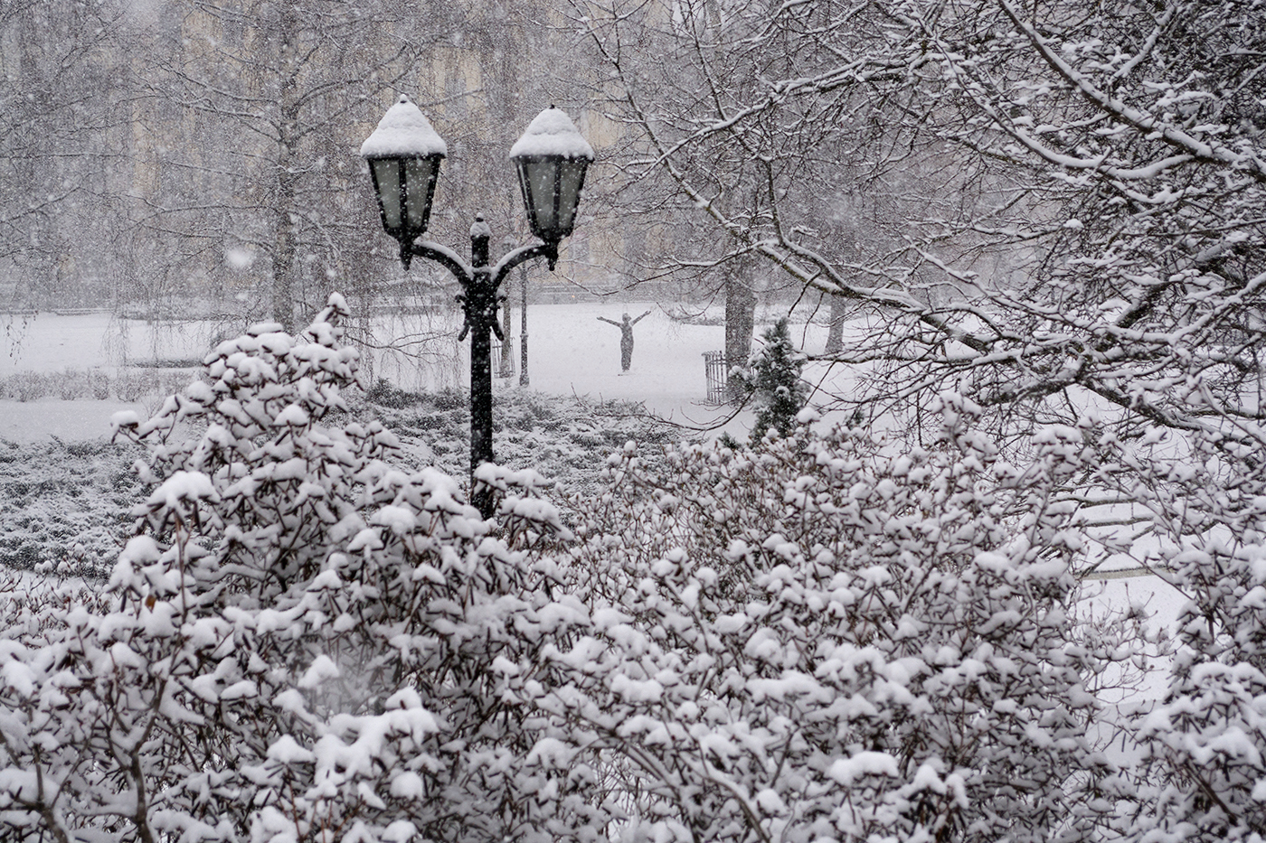 Снежный душ