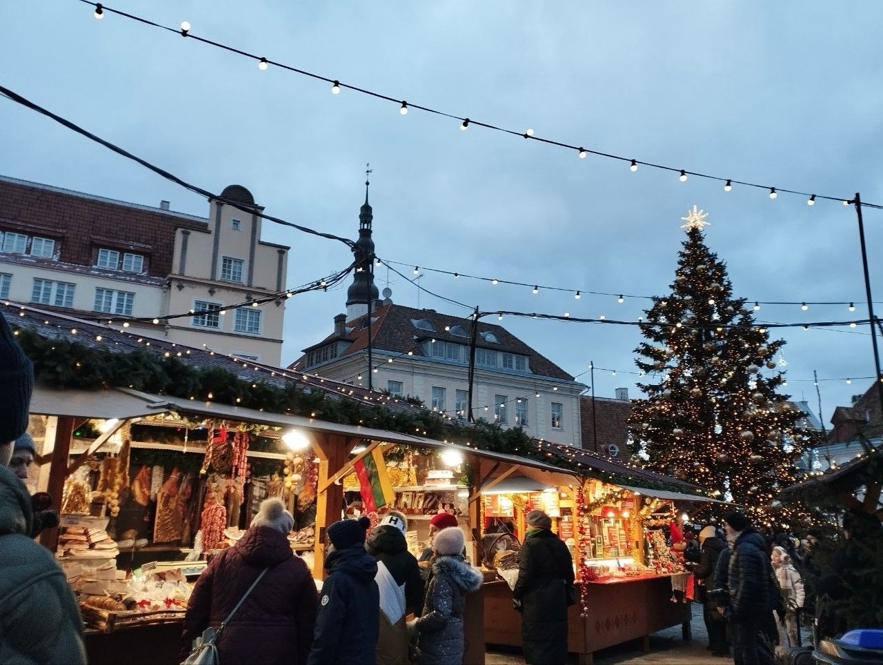 Праздничная ярмарка