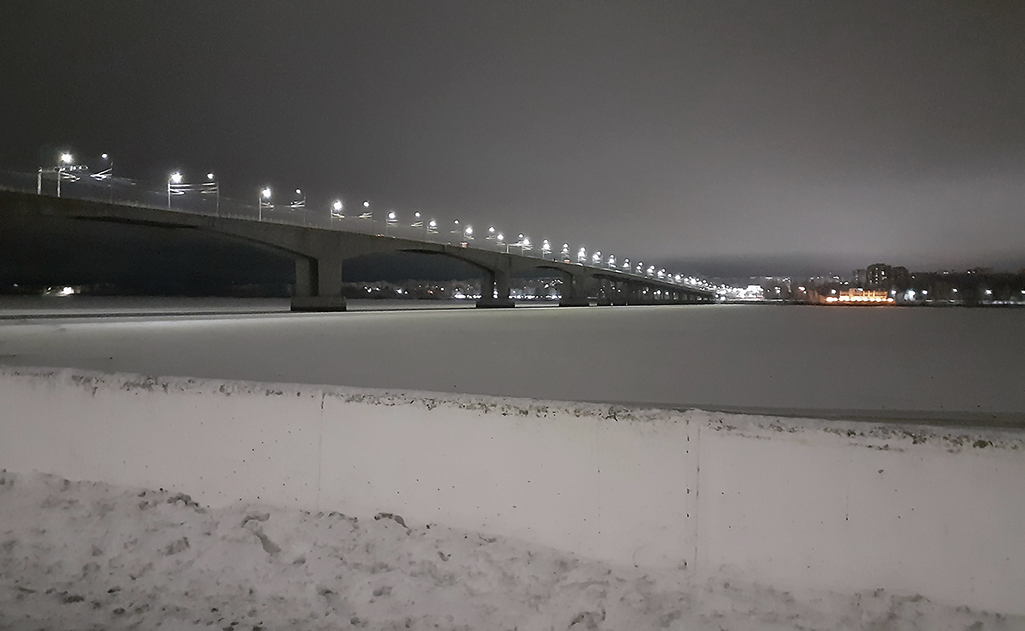 А на том берегу ...