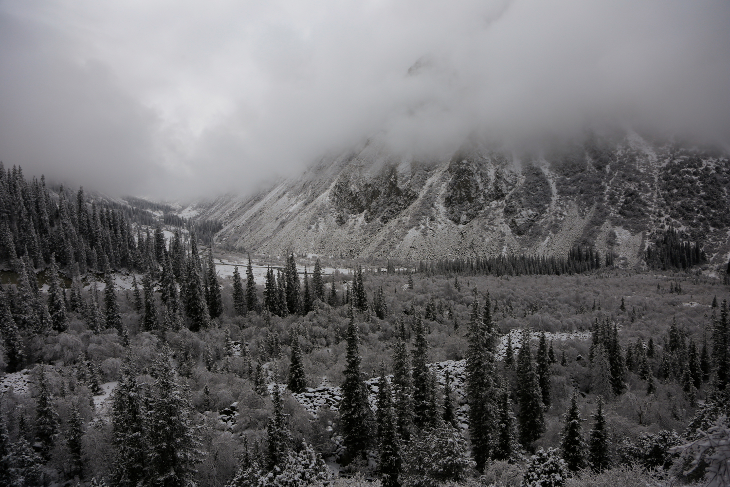 Тянь-Шань в марте
