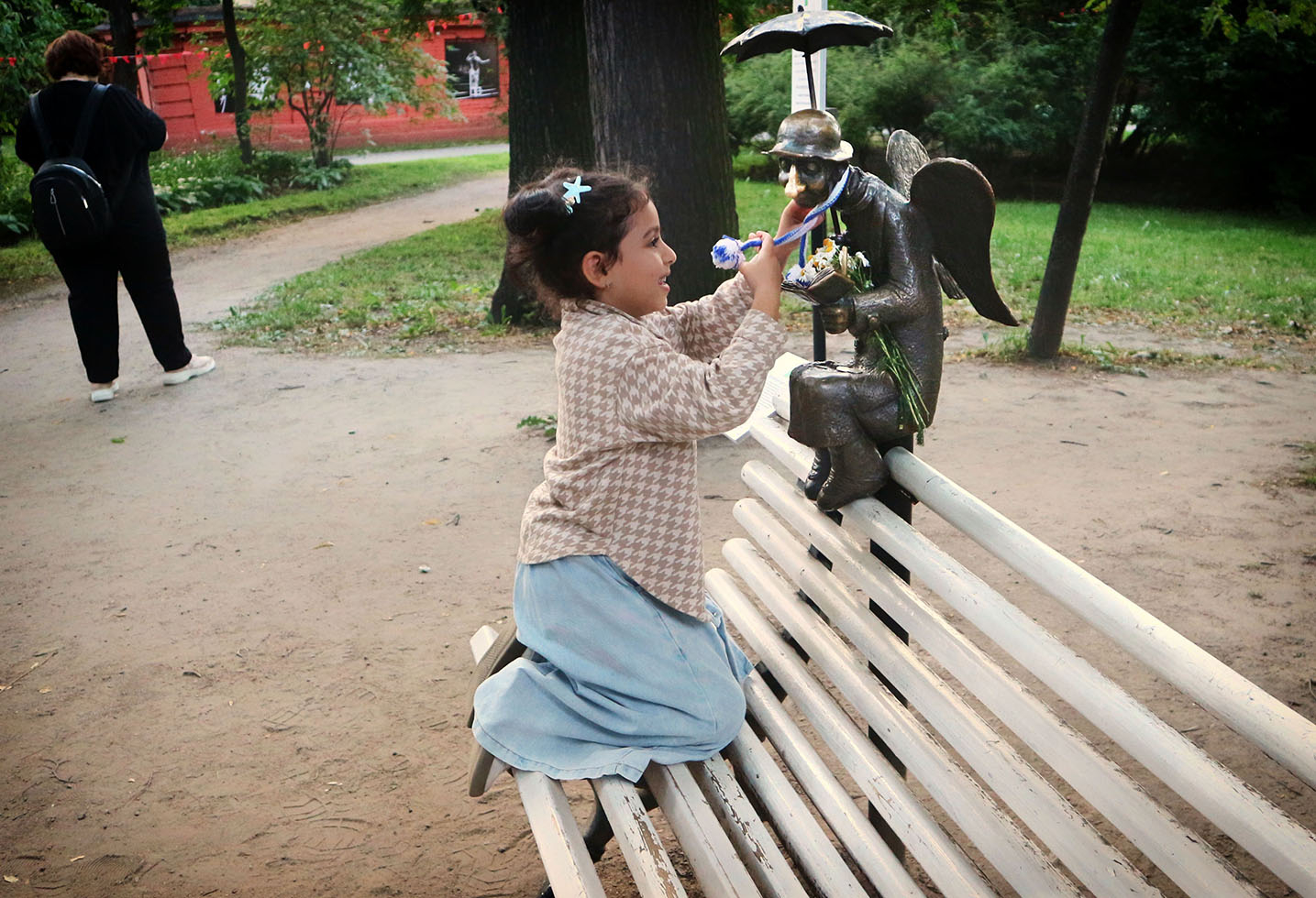 Ангелам тоже забота нужна.