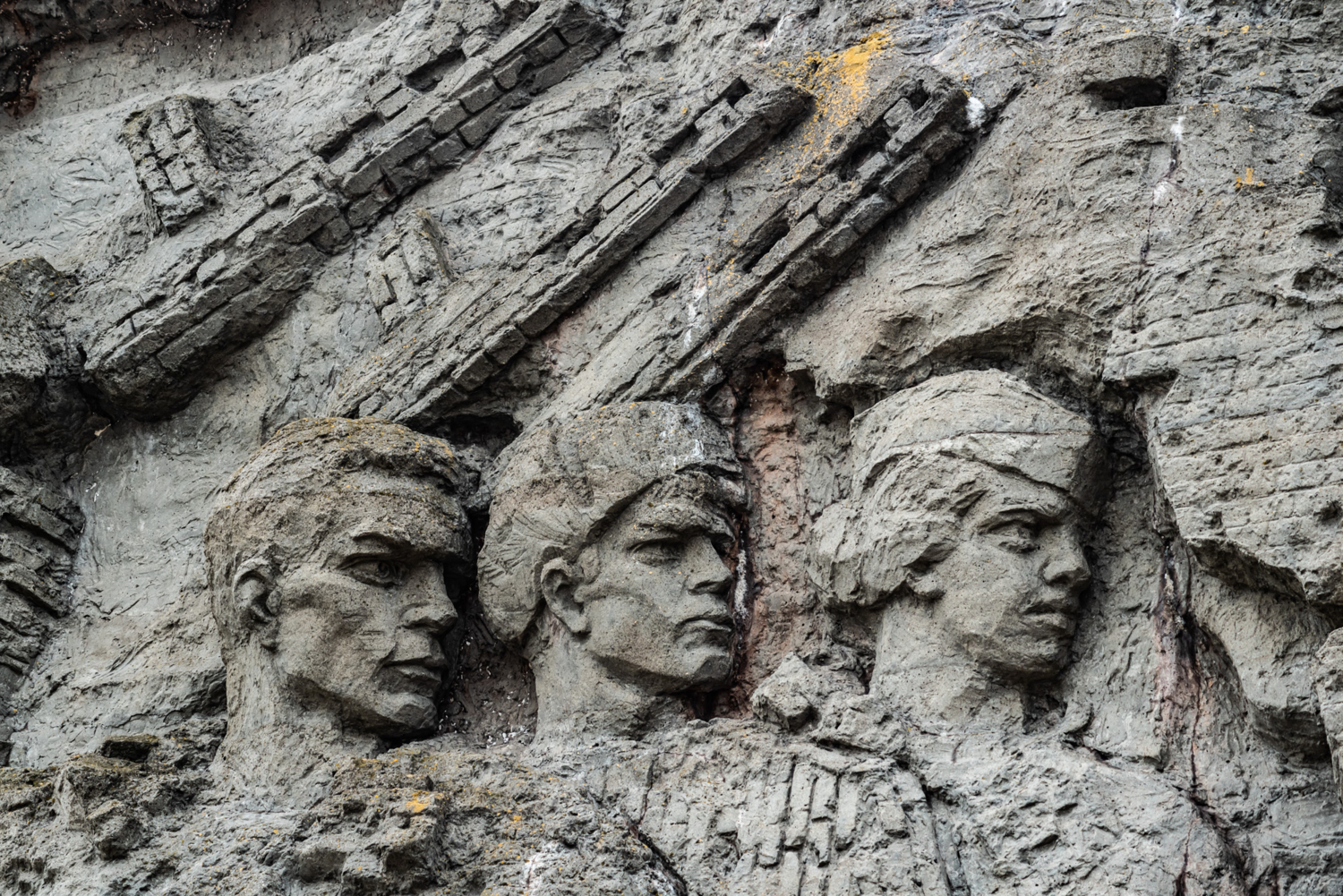 говорящая стена