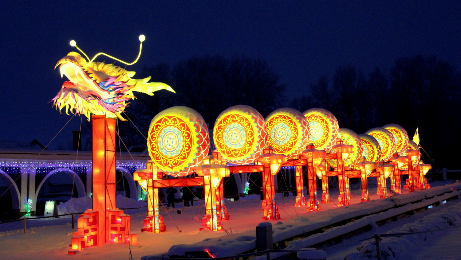 Красный цвет.