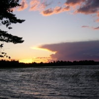 Закат на Отрадном озере