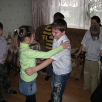 первый танец сына с девочкой