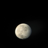 вид луны в телескоп