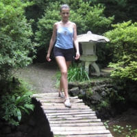 Мостик в японском саду