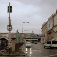 Хмуренько-сыренько-серенько